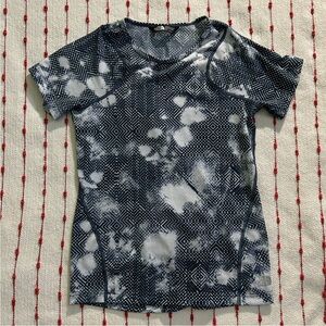 The North Face Women’s Sunriser Flash Dry T-Shirt size small